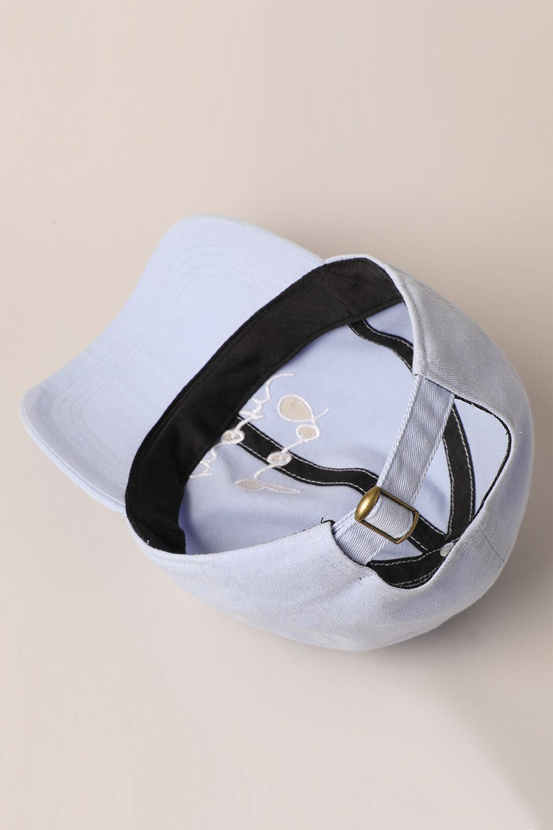 Dog Mom Embroidered Baseball Cap (light blue)