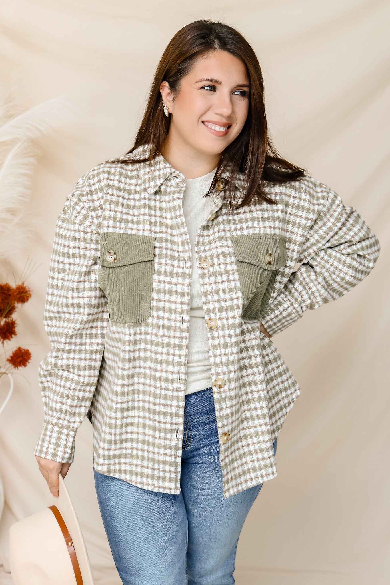 Small Town Shacket (olive)