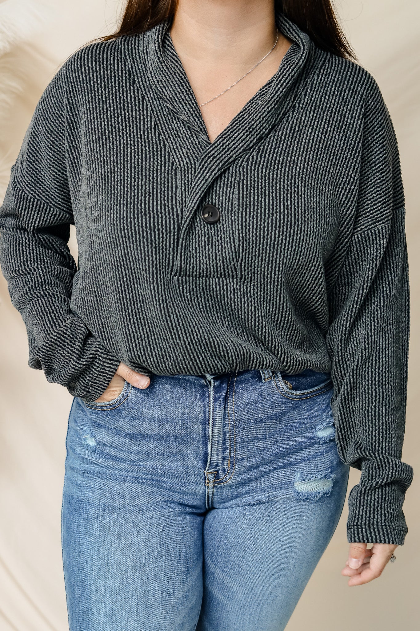 Easy Days Button Top (black)