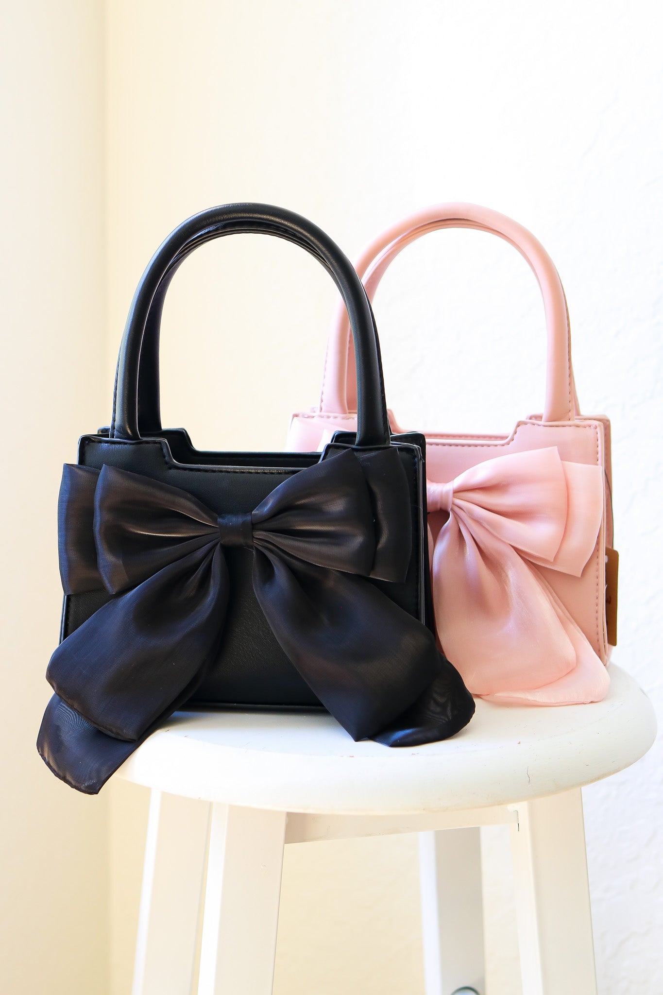 Bow Ribbon Purse (black)