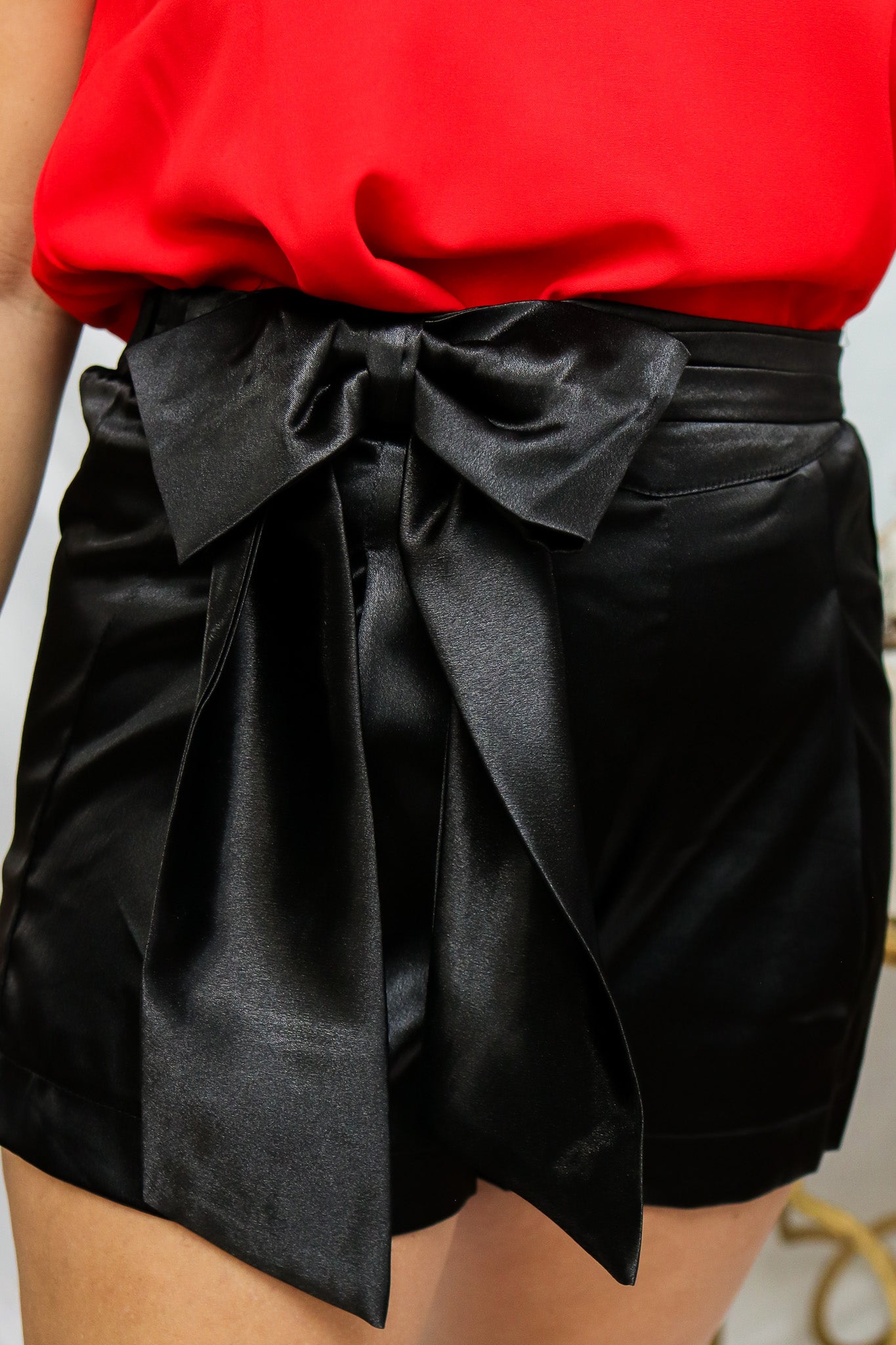 Chic Edge High Waist Bow Shorts