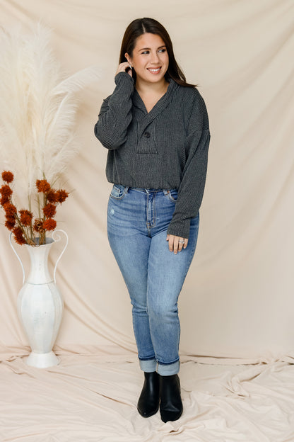 Easy Days Button Top (black)