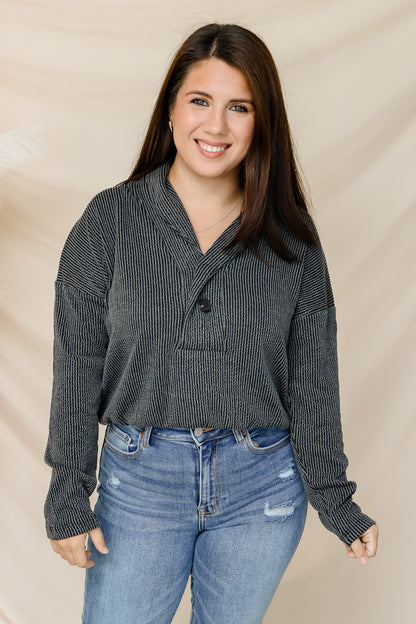 Easy Days Button Top (black)