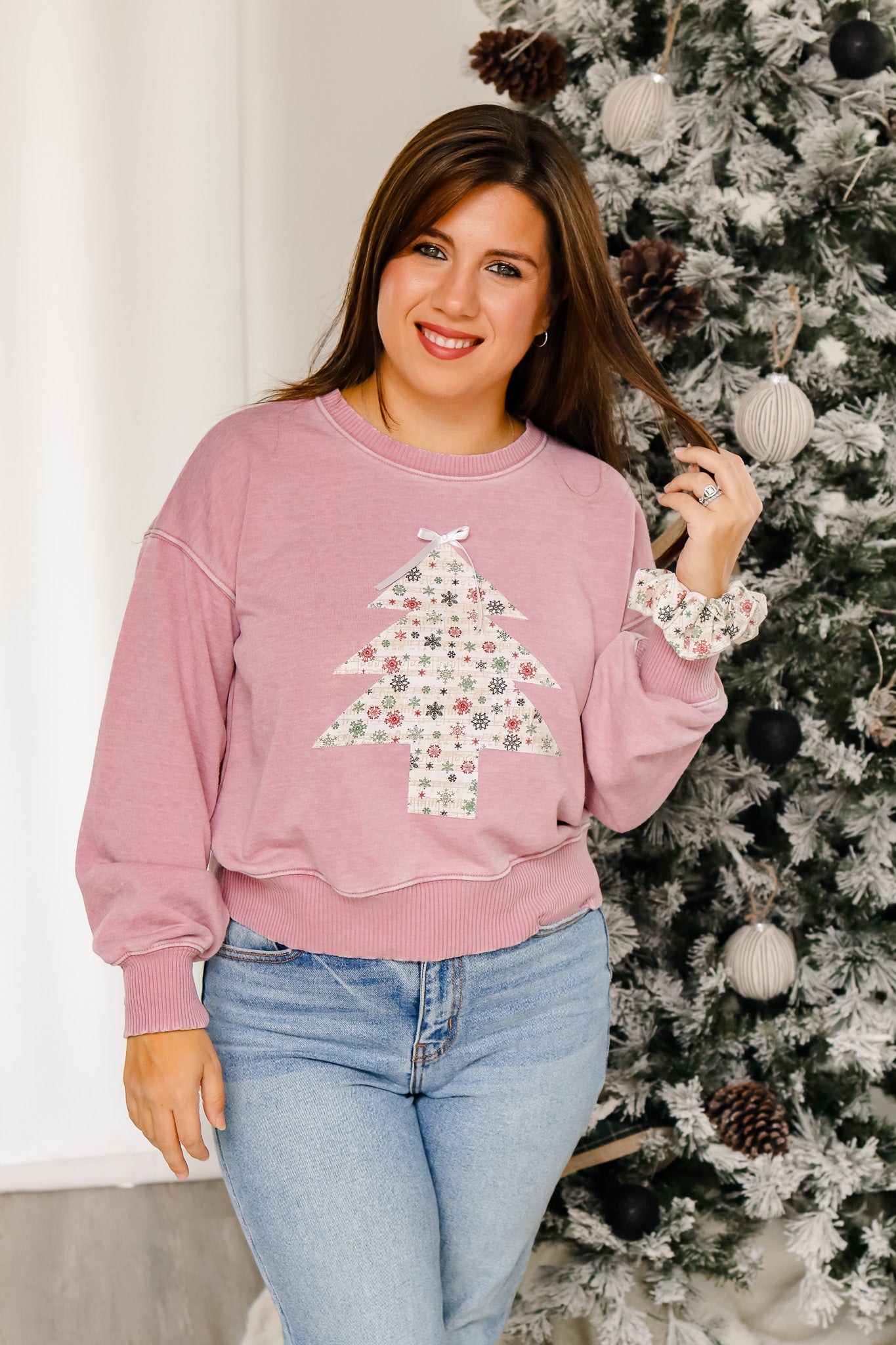 Snowflakes Christmas Tree Pullover (light rose)