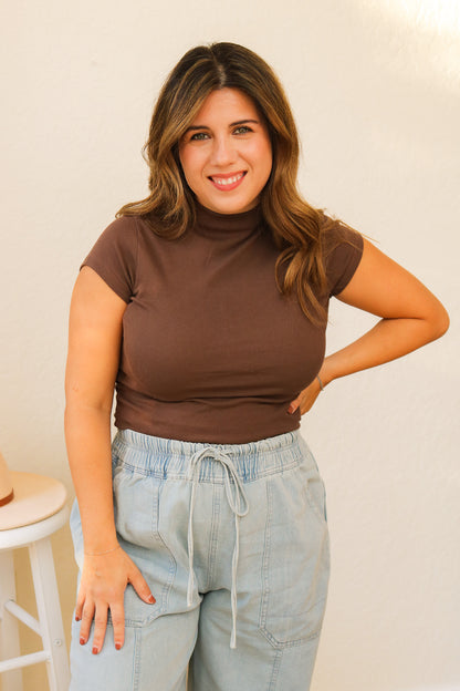 Mock Neck Basic Top (brown)